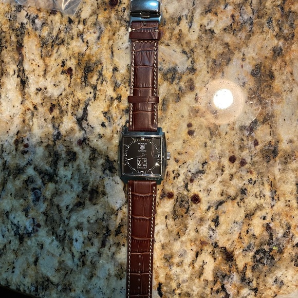 *SOLD* Tag Heuer Monaco Automatic + 3 straps - Picture 3 of 17